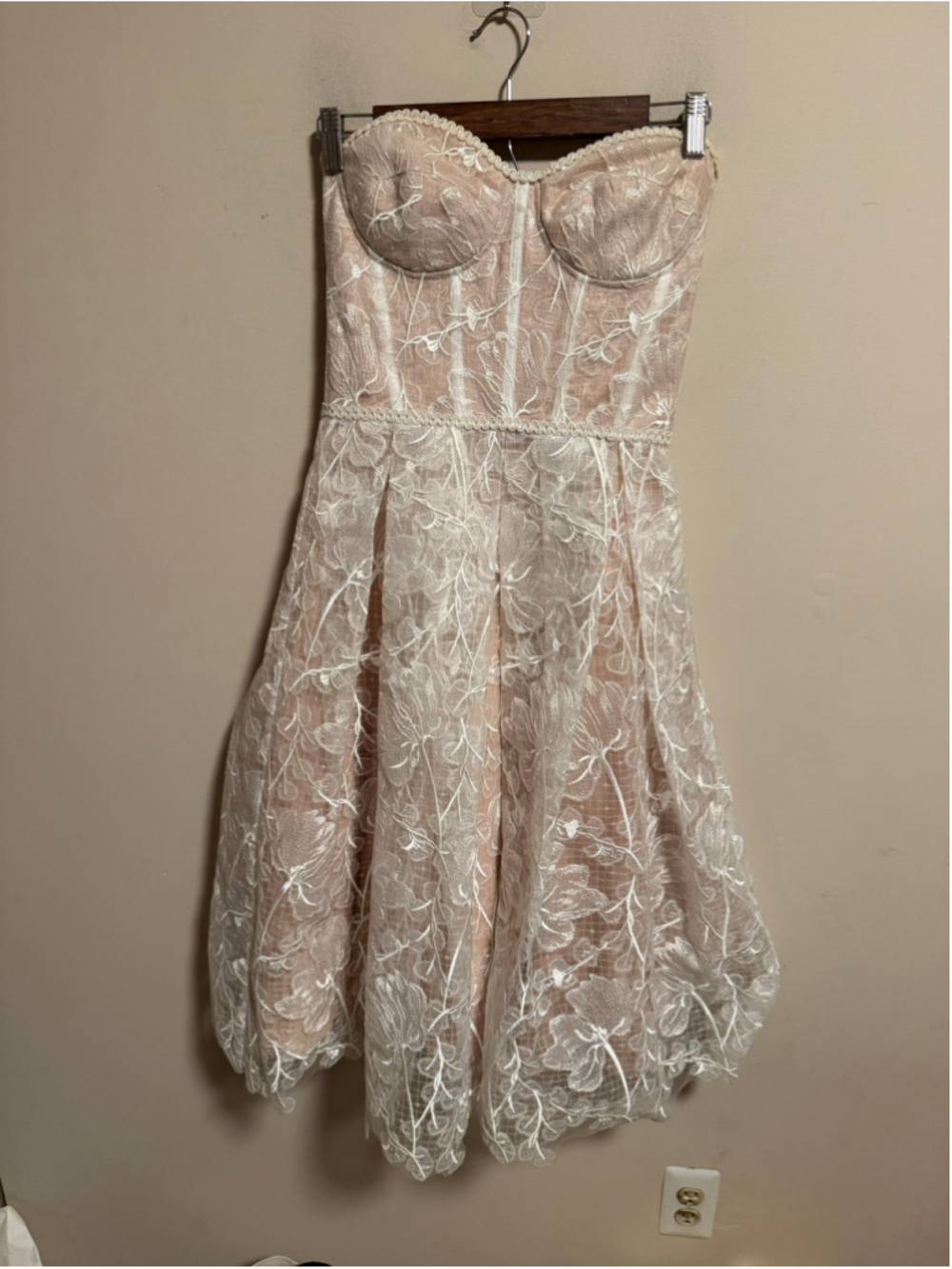 Nadine Merabi Olivia Dress White Bridal Strapless- Size Small - Picture 5 of 12